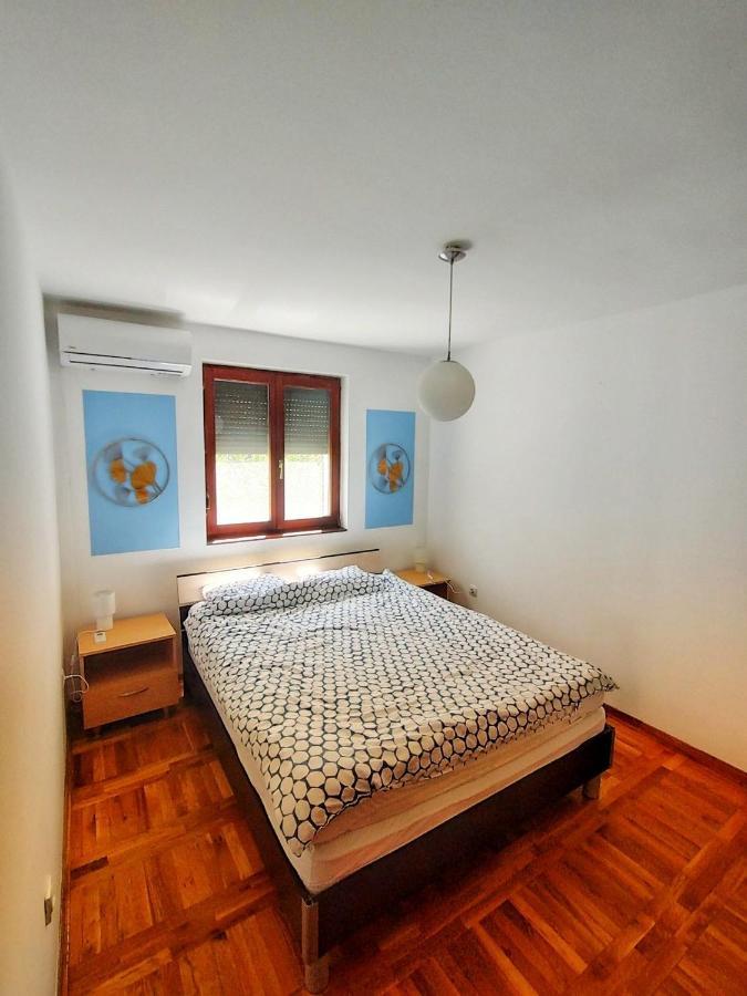 Plavi Apartman Airport Belgrado Exterior foto